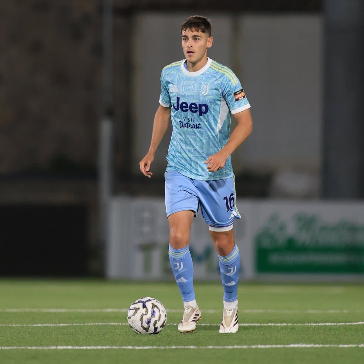 HLKU4NqXAAAWLs 
