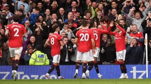 Manchester United Ends with Strong Win as Van Nistelrooy Departs