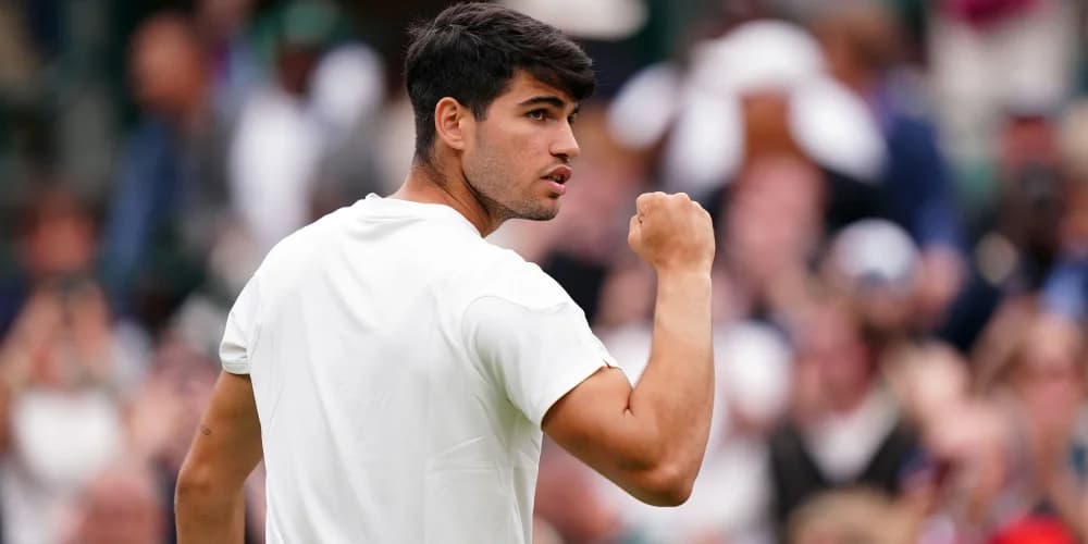 Carlos Alcaraz overcomes slow start to sail into Wimbledon third round