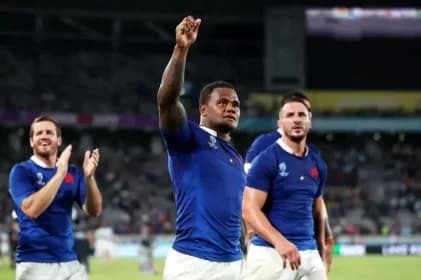 France edges out New Zealand 30-29 in thrilling showdown
