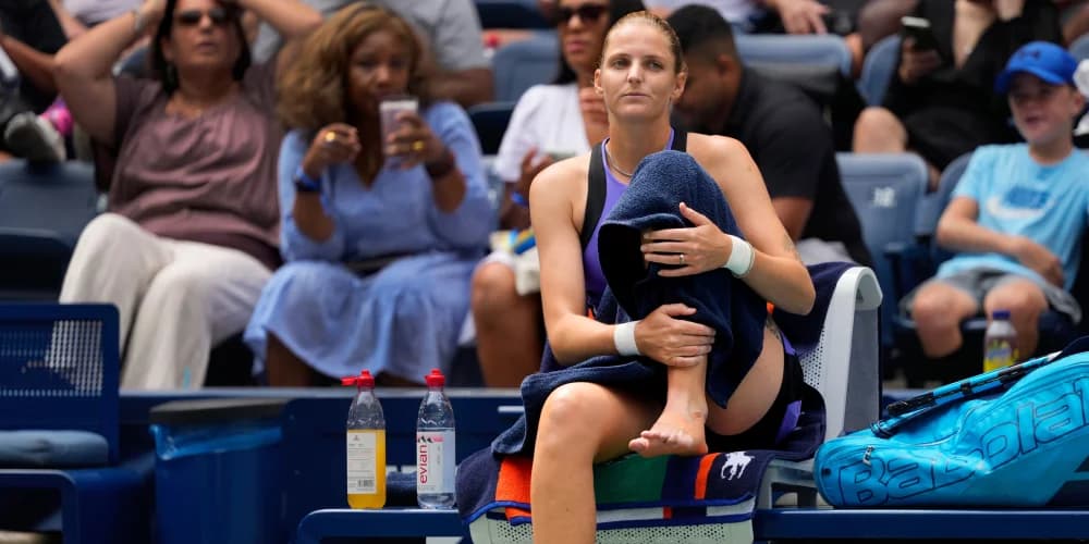 Karolina Pliskova retires hurt to send Jasmine Paolini through at US Open Karolina Pliskova retires hurt to send Jasmine Paolini through at US Open