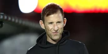 Mike Williamson apologises for poor MK Dons performance at Wimbledon