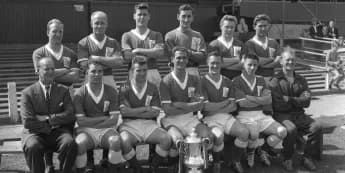 ‘Busby Babe’ Jeff Whitefoot dies aged 90