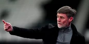 Bradford Manager Slams Team's Poor Start in Derby Defeat to Harrogate