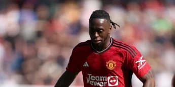 Aaron Wan-Bissaka completes move to West Ham from Man Utd on seven-year deal