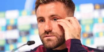 "Manchester United in Crisis Mode: Shaw’s Calf Injury Rocks Opening Matches"