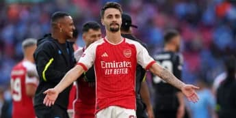 Fabio Vieira departs Arsenal on loan