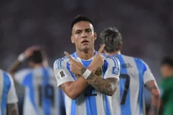 "Lautaro Martinez Joins Argentina's All-Time Top Scorers"