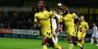 Southend snatch point in dramatic finish at Wealdstone