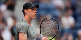 Clinical Jannik Sinner avoids becoming third big-name casualty