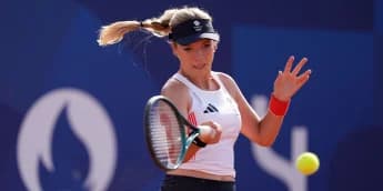 Katie Boulter beaten by Coco Gauff at China Open