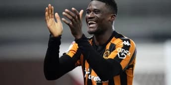 Managerless Cardiff Collapse! Hull City Run Riot in 4-1 Rout as Belloumi Shines