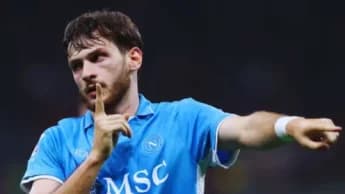 Kvaratskhelia's Contract Talks Stall Amid Wage Dispute