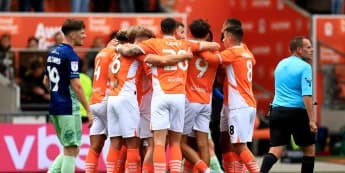 Blackpool’s Unstoppable Form! Burton Thrashed as Seasiders Make Play-Off Charge
