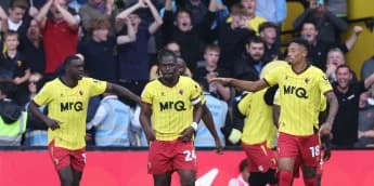 "Missed Chances and Injury Time Drama: Watford and Coventry Battle to 1-1 Stalemate"