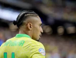 Raphinha's Remarkable Rise: From Rumors to No. 10 Spotlight