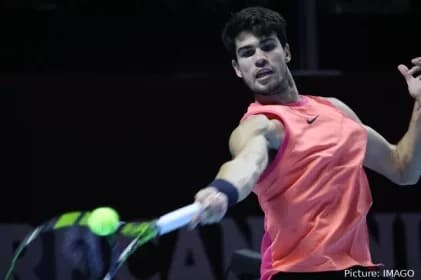 Alcaraz Struggles in ATP Finals Debut Against Ruud