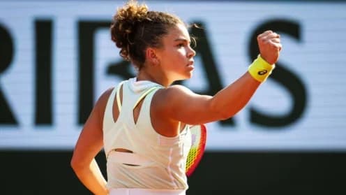 Jasmine Paolini Shines in WTA Finals Debut Victory