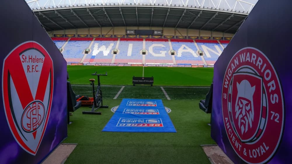 Women's Super League Grand Final sets huge all-time attendance record as Wigan make history