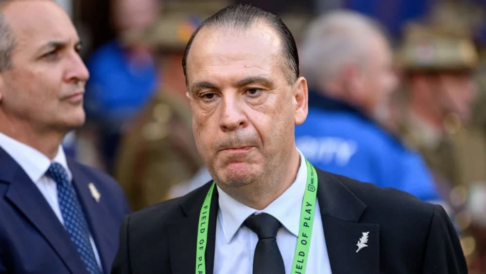 NRL supremo's comedic jibe at new union competition as Salford Red Devils comparison made