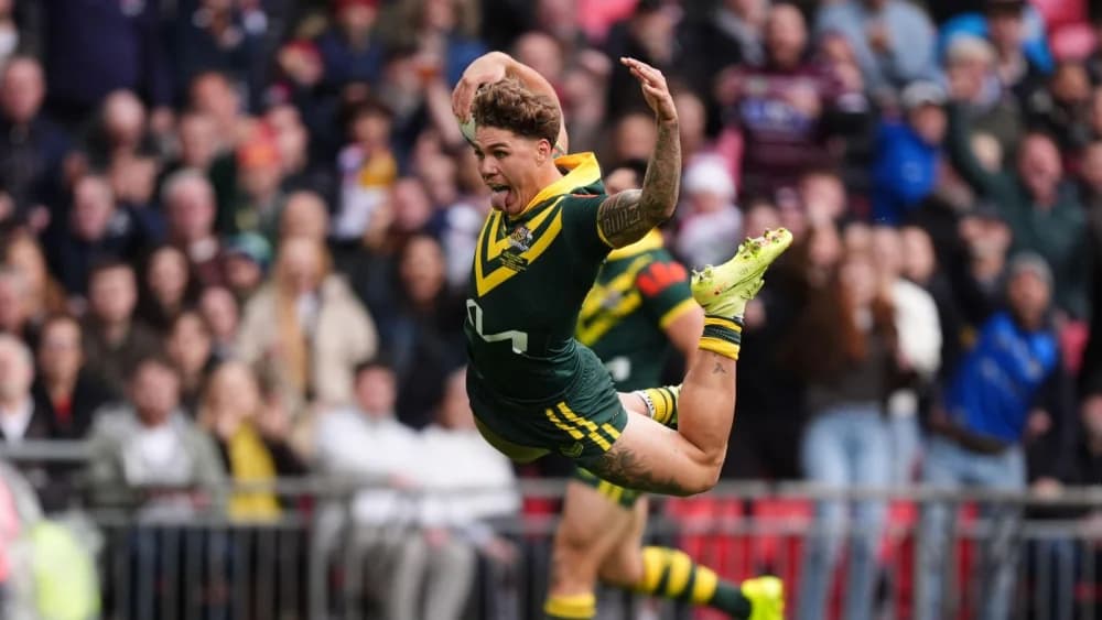 Shaun Wane lauds 'special' Reece Walsh as honest admission made ahead of second Ashes Test