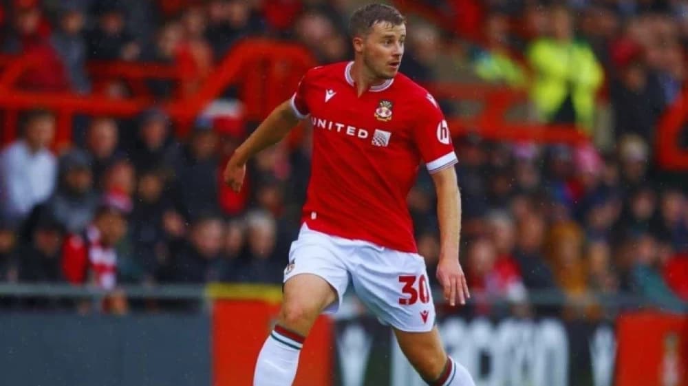 James Jones: The Defensive Rock of Altrincham FC – Career, Stats & Impact James Jones: The Defensive Rock of Altrincham FC – Career, Stats & Impact